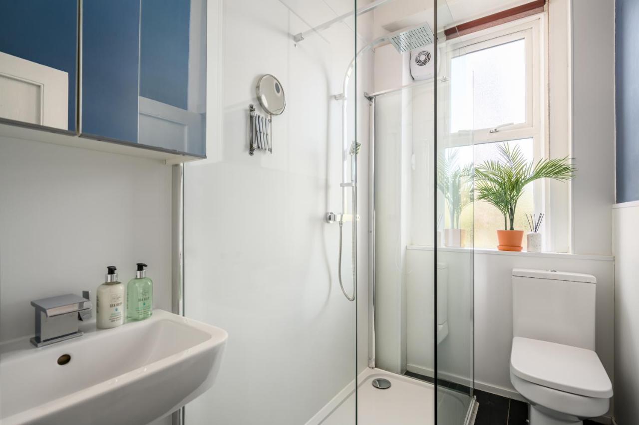 אדינבורו The Holyrood Park Apartment מראה חיצוני תמונה